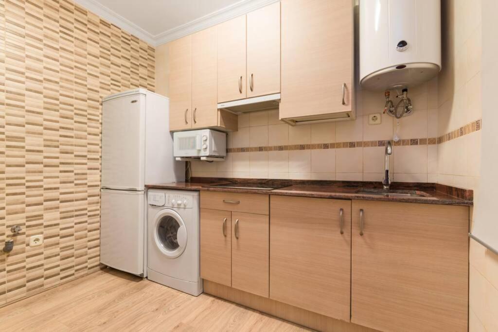 Ferienwohnung Coqueto Piso En Madrid/Atocha. 4 Personas 2 Hab Exterior foto