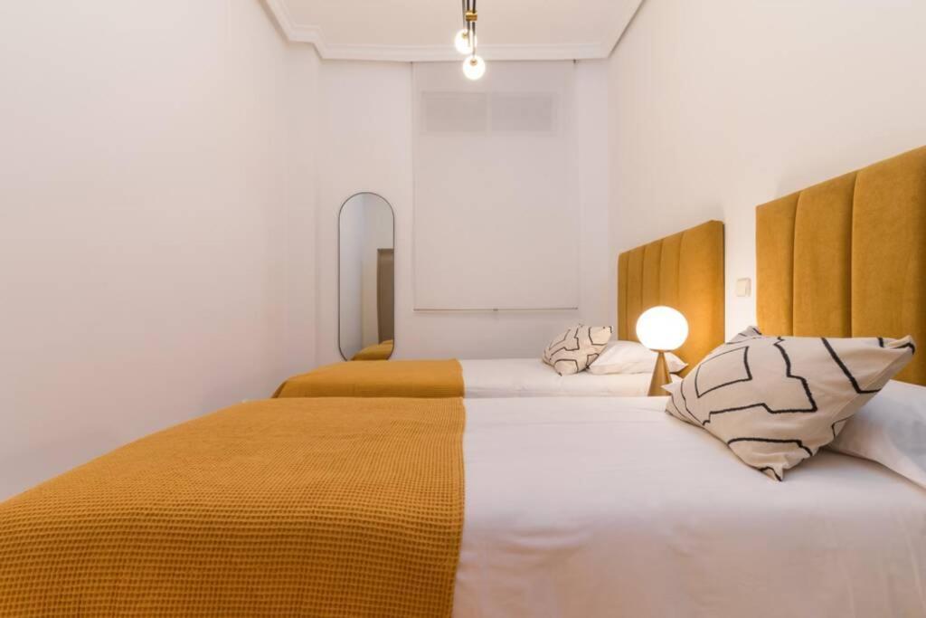 Ferienwohnung Coqueto Piso En Madrid/Atocha. 4 Personas 2 Hab Exterior foto